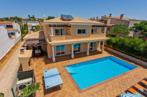 Villa Helene Norvilla - Luxury villa walkable to shops, restaurants, heated pool, close to Gale beach